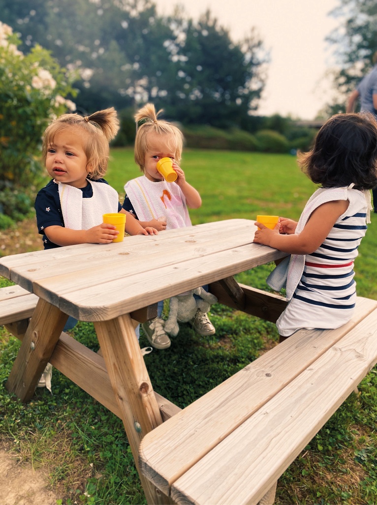 actie PEUTERPICKNICKTAFEL ECONOMY RNG 90X90CM